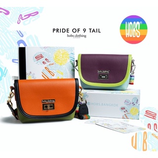 [ส่งฟรี]พร้อมส่ง Hobs !! PRIDE OF 9 TAIL COLLECTION Pride - Multi Color หนัง PU แบบกันน้ำ