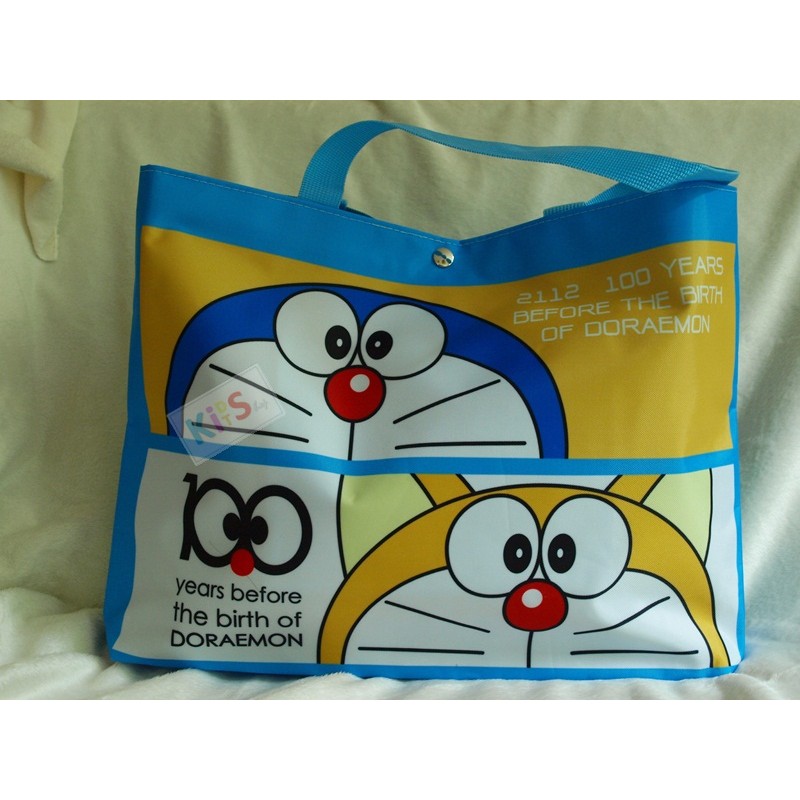 กระเป๋าถือลาย Doraemon