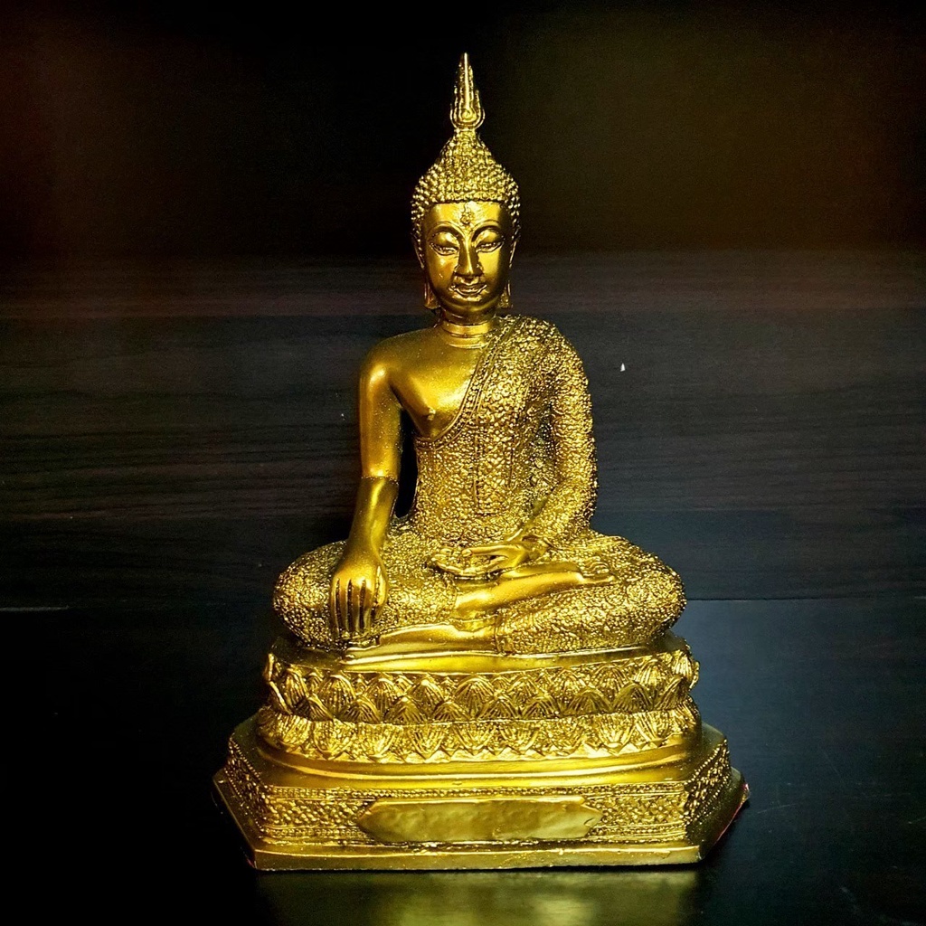 พระพุทธรูปปางมาระวิชัย หน้าตัก5นิ้ว จีวรลายดอกพิกุล ลงสีทองเก่าสวยงาม เข้าพิธีพุทธาภิเษกเสาร์ 5 อานุภาพมีชัยชนะเหนือศัตร