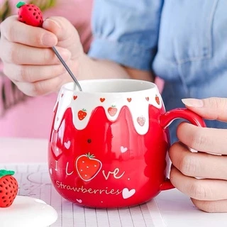 แก้วกาแฟลายสตอเบอรี่+ช้อน เข้าไมโครเวฟได้ แก้วสุดน่ารักพรีเมี่ยม สวยและคุ้มค่า