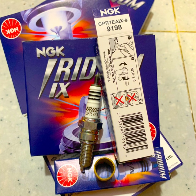หัวเทียน NGK Iridium CPR7EAIX-9 9198 - Made in Japan ขายาว ใช้สําหรับรถจักรยานยนต์ขนาดเล็กจํานวนมาก