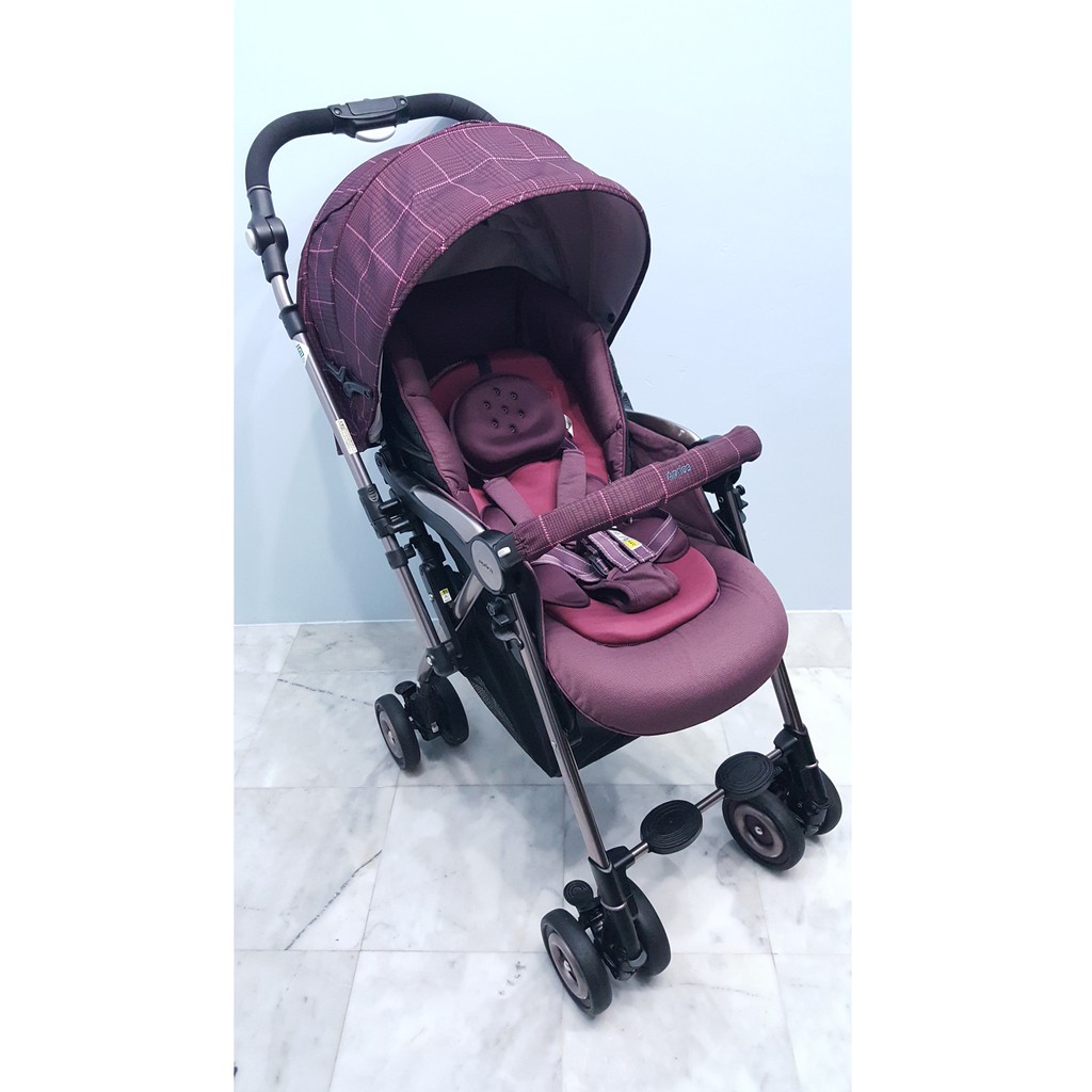 ***ส่งฟรี***APRICA SORARIA COOLMAX สินค้ามือสองสภาพสวยใหม่ ส่งฟรี kerry