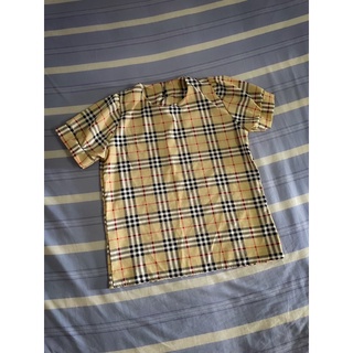เสื้อลายเบอเบอร์รี่สีครีม ***มือ1