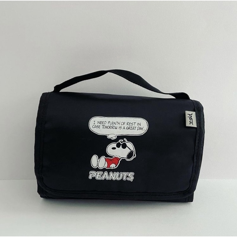 Snoopy x-girl กระเป๋าเครื่องสำอาง มีช่องใส่ของเยอะมากๆ ขนาดกว้าง 17 ยาว 20 เซนติเมตร