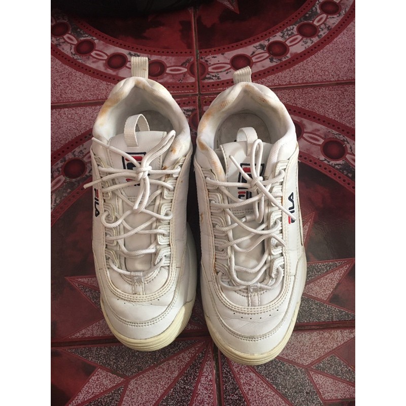 รองเท้า filla แท้ รุ่น Disluptor สุดฮิต ซื้อมาจากไอจี ไซส์ 41 ยาว 26 เซ็น