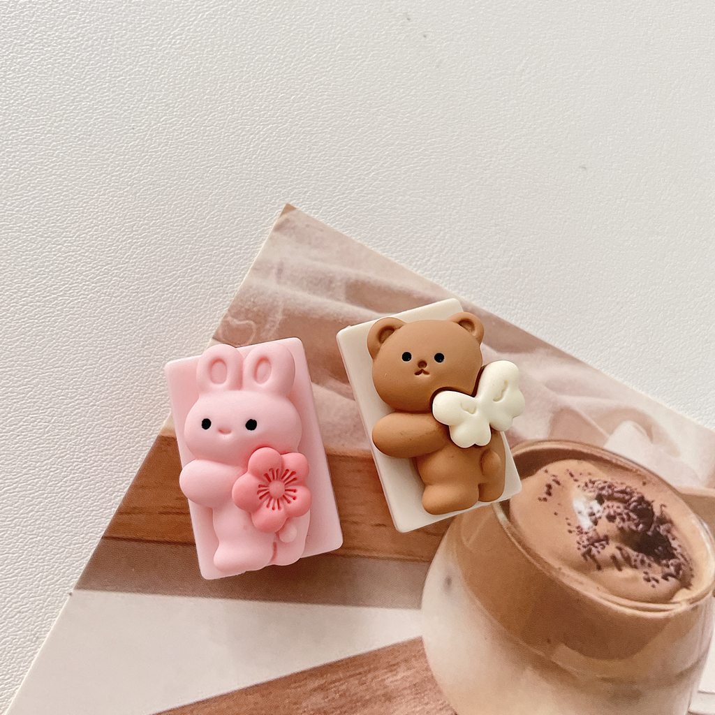 เคส TPU นิ่ม ป้องกันสายชาร์จ USB ลายการ์ตูนกระต่าย หมี รูปที่ 5