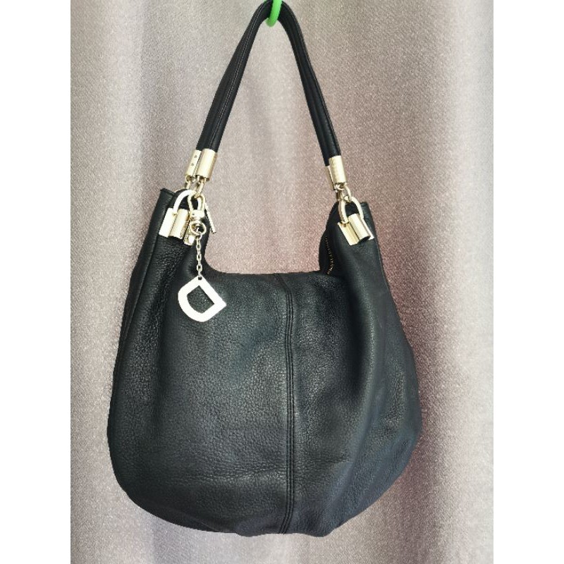 กระเป๋า​สะพายไหล่แบรนด์​DKNY ของแท้