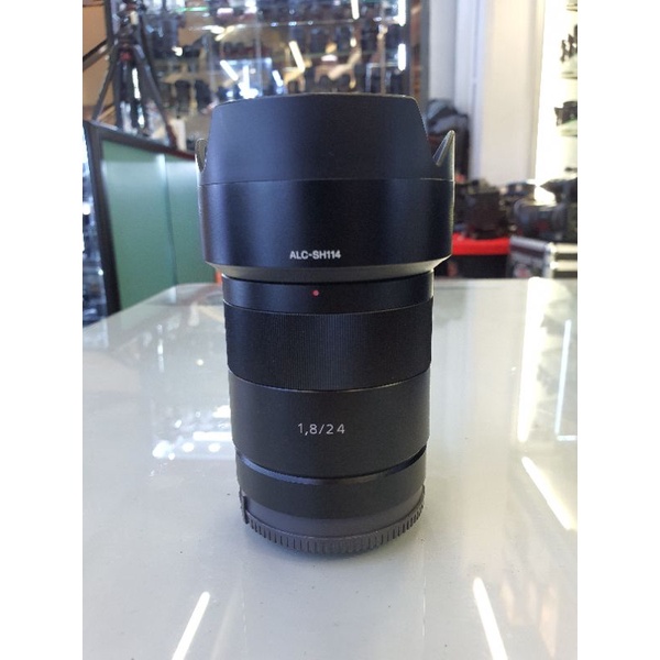 Sony SEL 24mm F1.8 zeiss