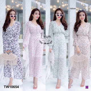 👗Pfashion [ส่งไว!!🚛] P10654 จั๊มสูทยาวแขนบอลลูนลายใบไม้ Long sleeve balloon jumpsuit with leaves pattern