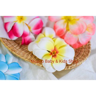 ต่างหูดอกลีลาวดี ดอกใหญ่ สีขาว 1 คู่ แบบหนีบ