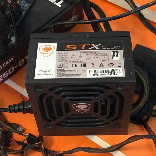 Psu 550w80+ cougar stx