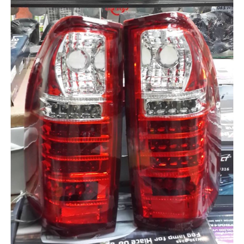 ไฟท้าย​ ไฟท้าย​แต่ง​ LED ISUZU​ D-MAX​2003​-20056 ขาว-แดง​ EAGLE​ EYES​