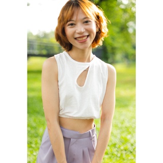 เสื้อครอปแชนกุดจั๊มเอว Meko Top White Linen