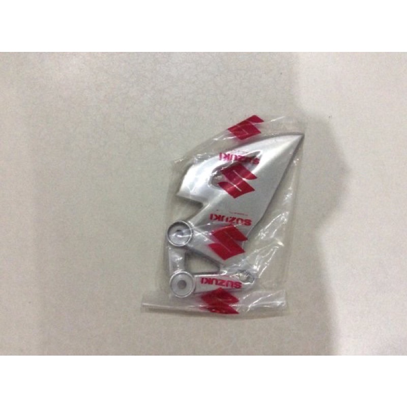 ขายึดพักเท้า LH ซ้ายสําหรับ Suzuki GSX S และ R 150