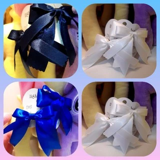 โบว์ติดผมนักเรียน เป็นคู่ สีน้ำเงิน สีขาว และหลากสี มีหลายแบบ ขายเป็นคู่