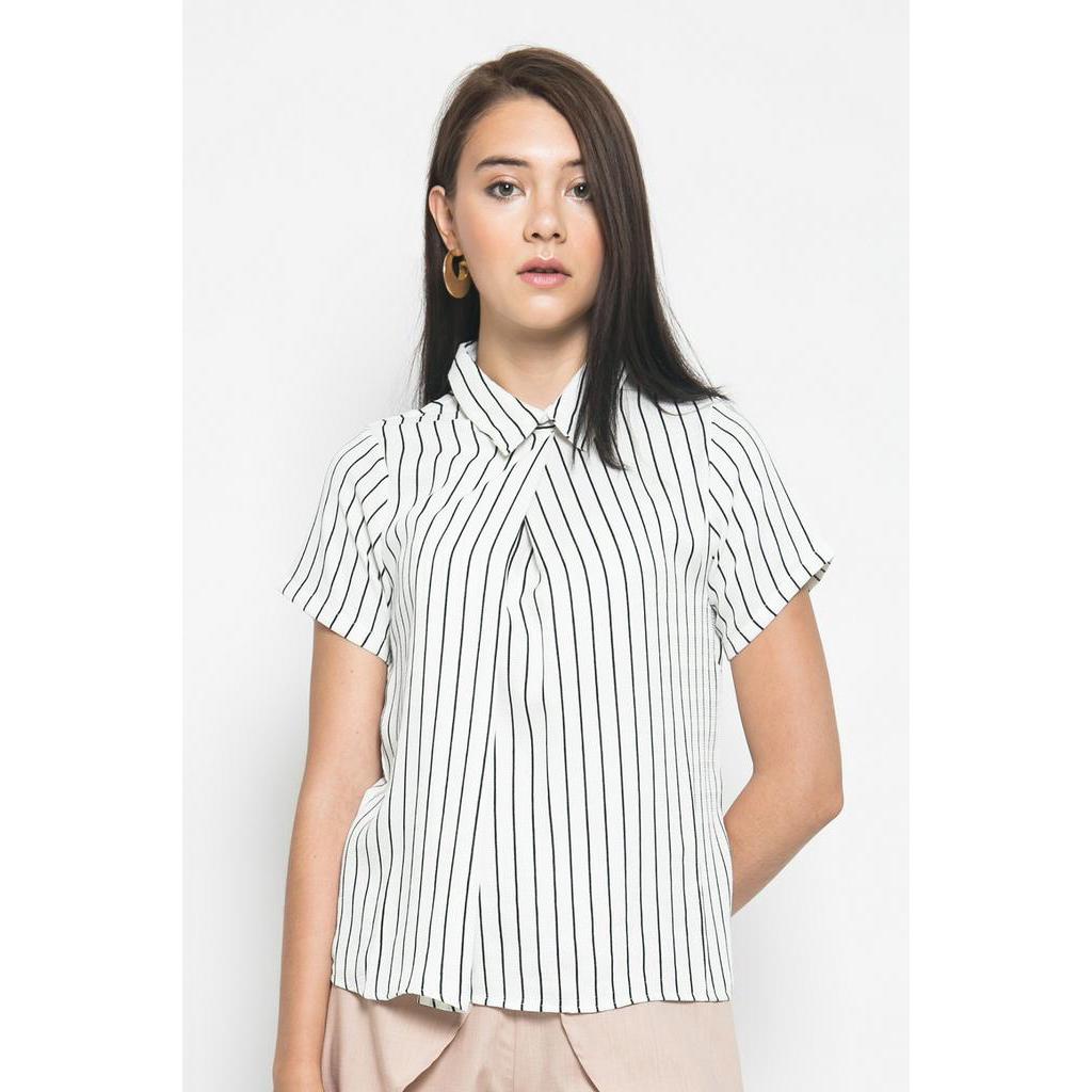 Sophystix Flossy Blouse สีแถบขาว