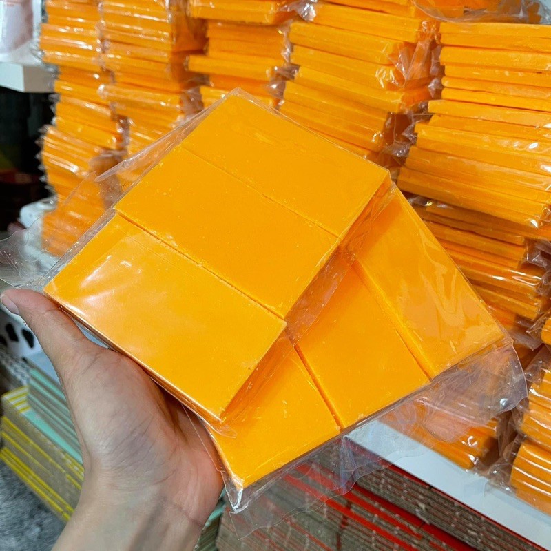 สบู่ผิวขาว ผลัดเซลล์ผิวให้ดูขาวใส แพคมี3ก้อน แพคละ39บาท