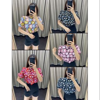 เสื้อลายดอก เเขนตุ๊กตา
