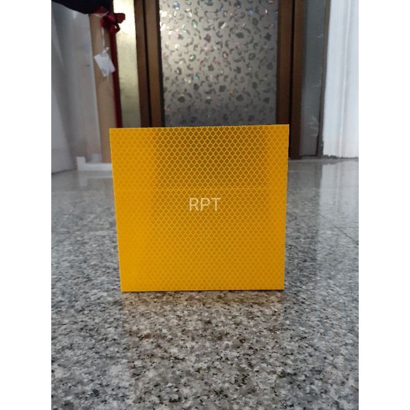 เป้าสะท้อนแสงสี่เหลี่ยมทรงL ขนาด15×15cm 3M Diamond Grade ติดถนน งานจราจร ที่จอดรถและสำนักงานต่างๆ RPT