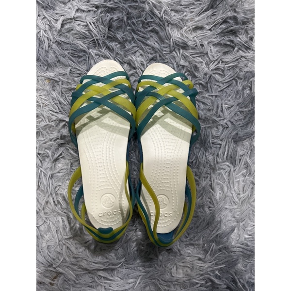 (ร้านนี้ส่งฟรี) รองเท้า Crocs รุ่นสายสีเขียวฟ้า ของแท้มือสอง สภาพดี size 36