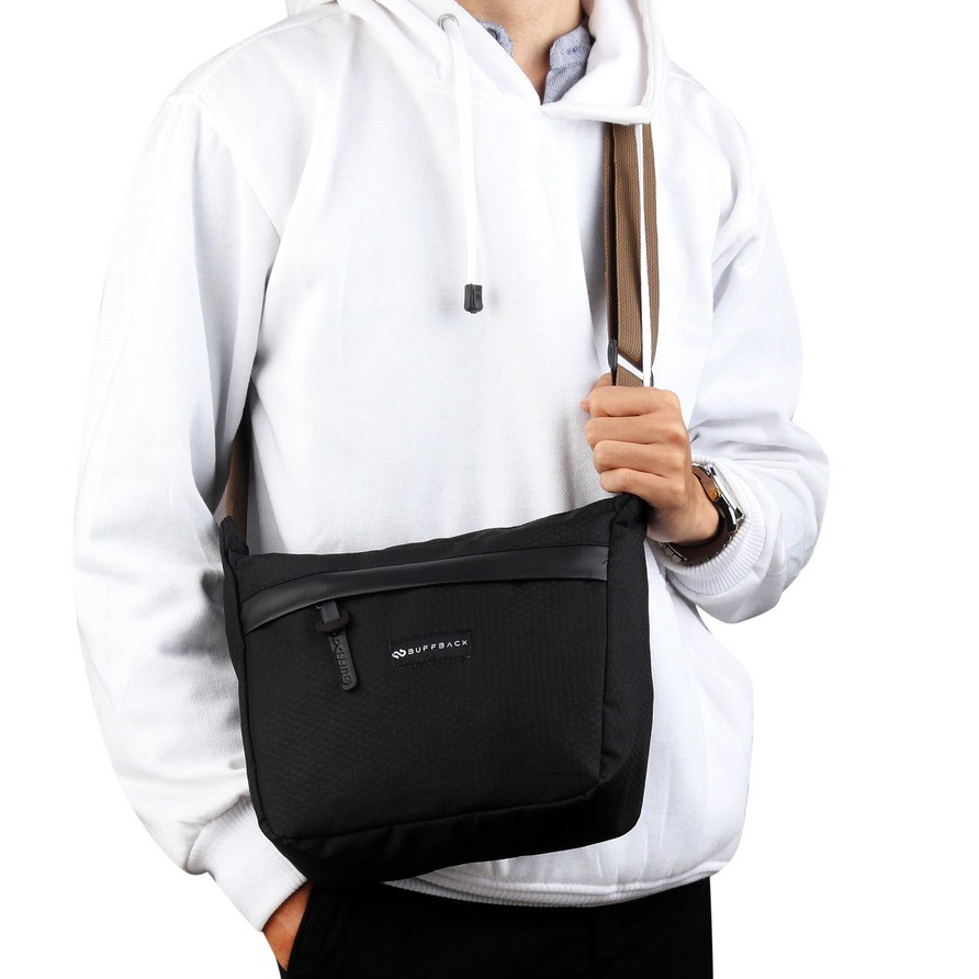 กระเป๋าสะพาย Shaw Buffback.