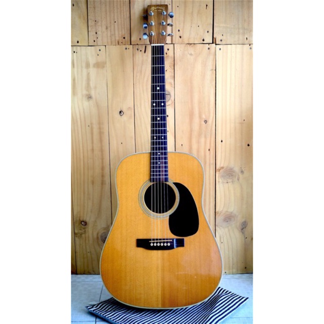 (ขายแล้ว)Guitar Martin D-28 (มือสอง)