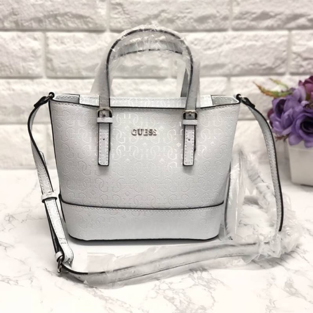 guess baldwin park mini crossbody bag