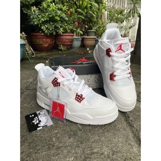 Jordan 4 Metallic Red รองเท้าผู้ชาย