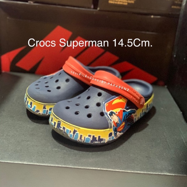 รองเท้าเด็กมือสอง crocs superman 14.5 cm