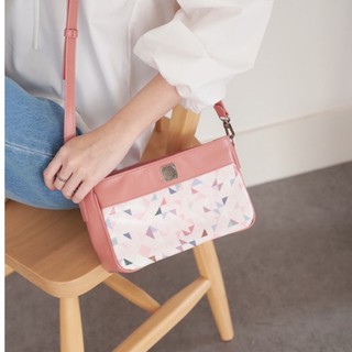 [ลดทันที 65.- ใช้โค้ด PP6JUL5] Jolie bag - Triangle pastel