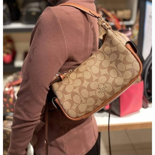 กระเป๋า Coach pennie shoulder bag