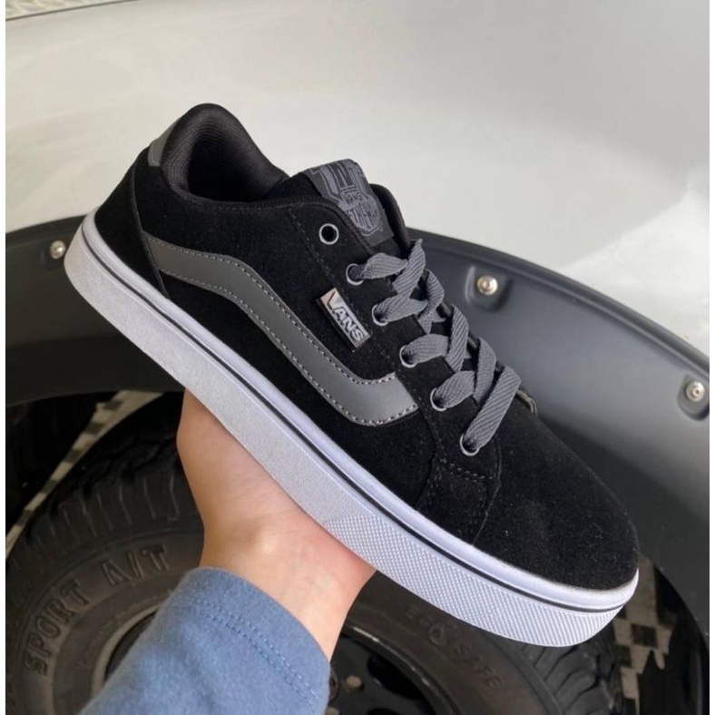 รองเท้าผ้าใบ Oldskool หนังกลับ รองเท้าผ้าใบ แวนโอลสคูล มีกล่อง รุ่นใหม่ งานสวยมาก