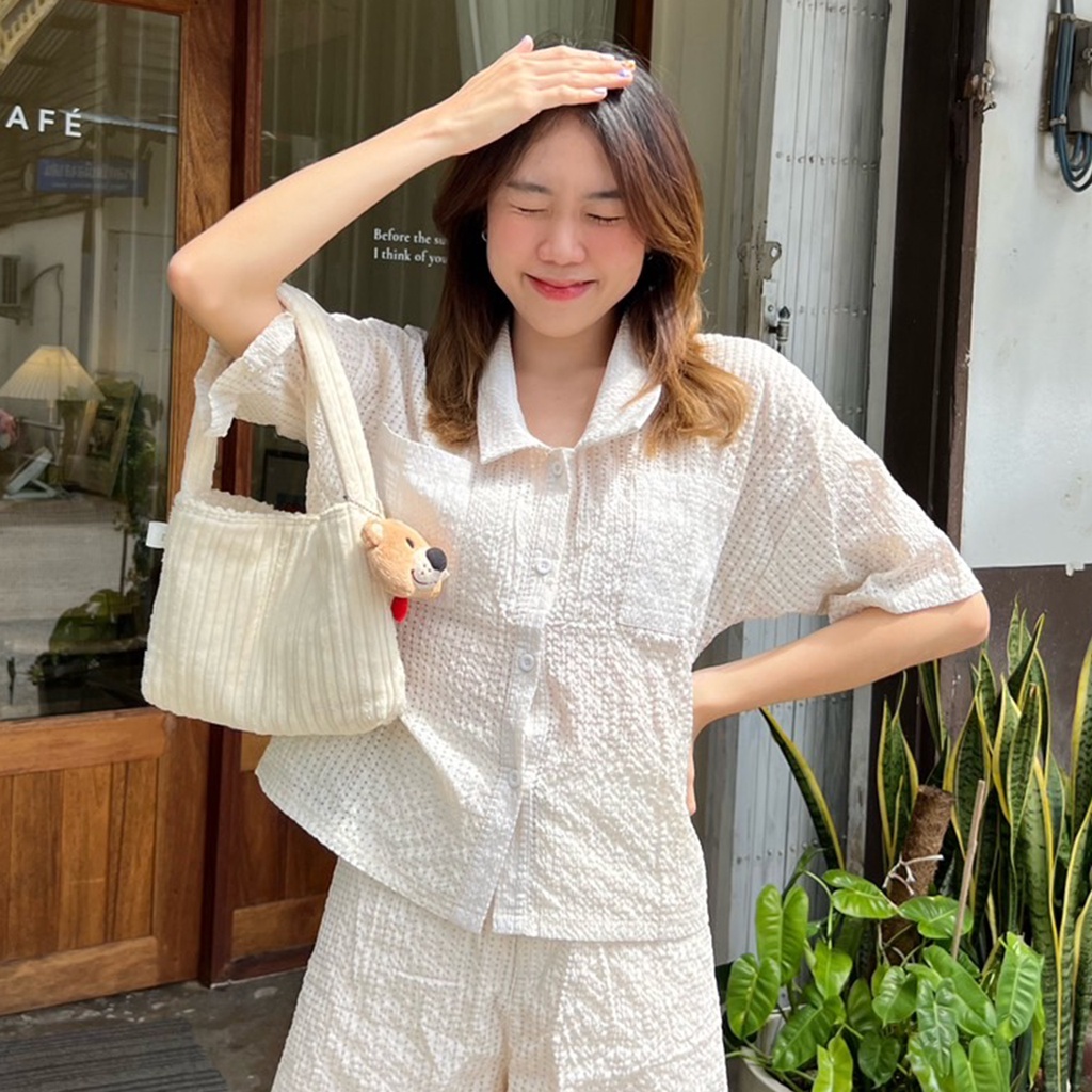 #เสื้อเชิ้ต #เสื้อผ้าแฟชั่น #freesize #โทนสีพาสเทล #เสื้อไปคาเฟ่