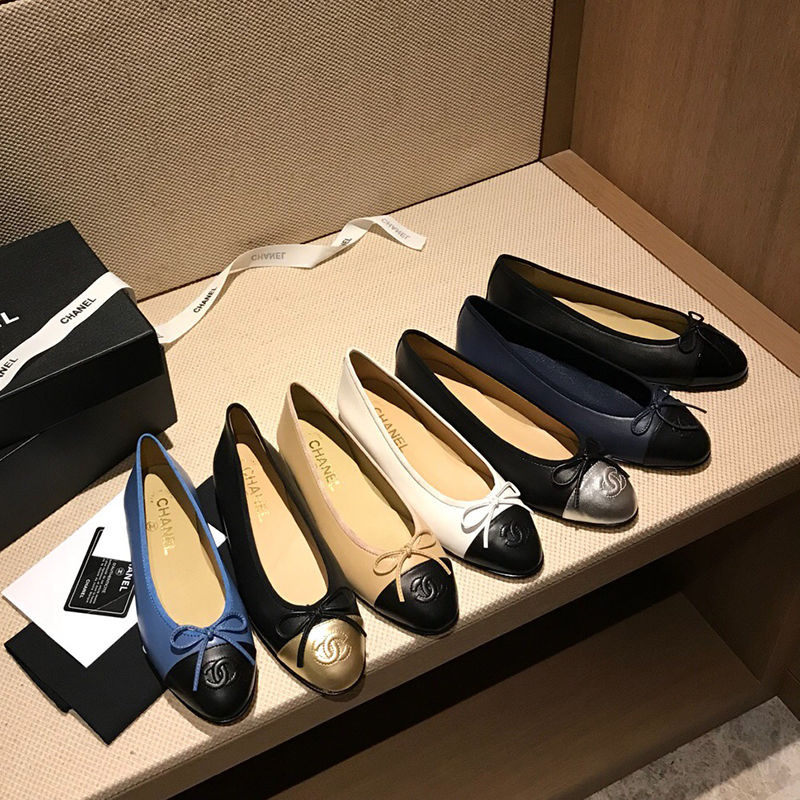 Girlfriend GIFT High-end แฟชั่นสุภาพสตรีรองเท้าแตะสบายผู้หญิงรองเท้าแบนผู้หญิงพร้อมสต็อก !