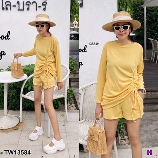 TW13584  Set 2 ชิ้น เสื้อแขนยาวแต่งเชือกรูดด้านหน้า กับกางเกงขาสั้น มีกระเป๋าข้าง มีกระเป๋าข้าง ผ้าร่องยืด ใส่สบาย