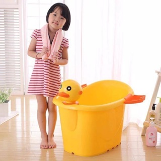 Big Duck Tub อ่างอาบน้ำเป็ดใบใหญ่