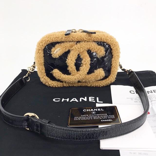 CHANEL Limited Crumpled Sheepskin Shearling Belt Bags (Like New! 95%) ปี2020ใหม่ล่าสุด  Holo 28xxxxx