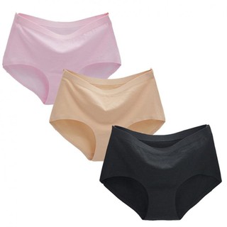 Be Charming กางเกงในไร้ขอบหลัง (เซท 3 ตัว คละสี) Panty Set