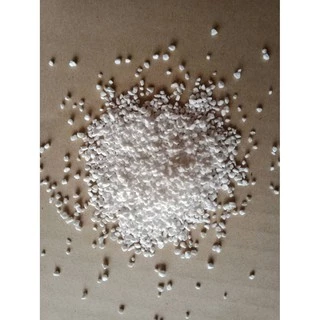 คลอรีนเกล็ด 90% บรรจุกระป๋อง 1กก. (ยี่ห้อ ไฮคูคลอร์) (TCCA) TRICHLOROISOCYANURIC ACID 90%
