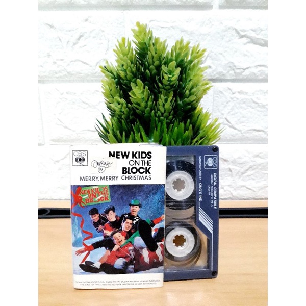 ใหม่ KIDS ON THE BLOCK Cassette - MERRY MERRY CHRISTMAS