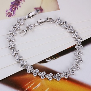 สร้อยข้อมือ 18K Platinum Plated ประดับเพชร CZ เปล่งประกายตลอดเส้น