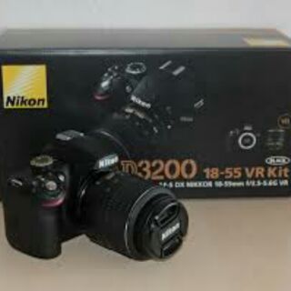 ขาย Nikon D3200 สภาพดี ไม่ค่อยได้ใช้งาน อุปกรณ์ครบ ราคาต่อลองได้