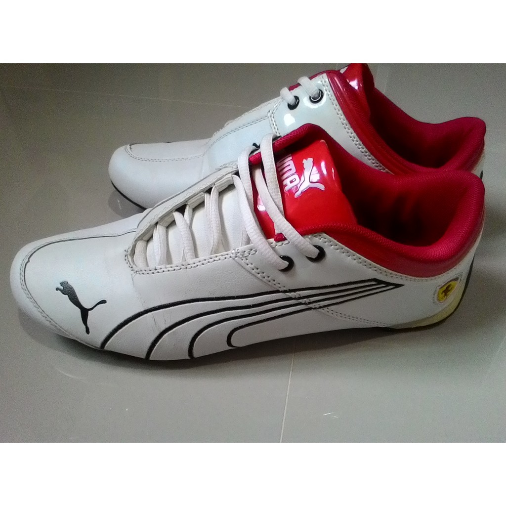 รองเท้า Puma Ferrari หนัง PU มือสอง