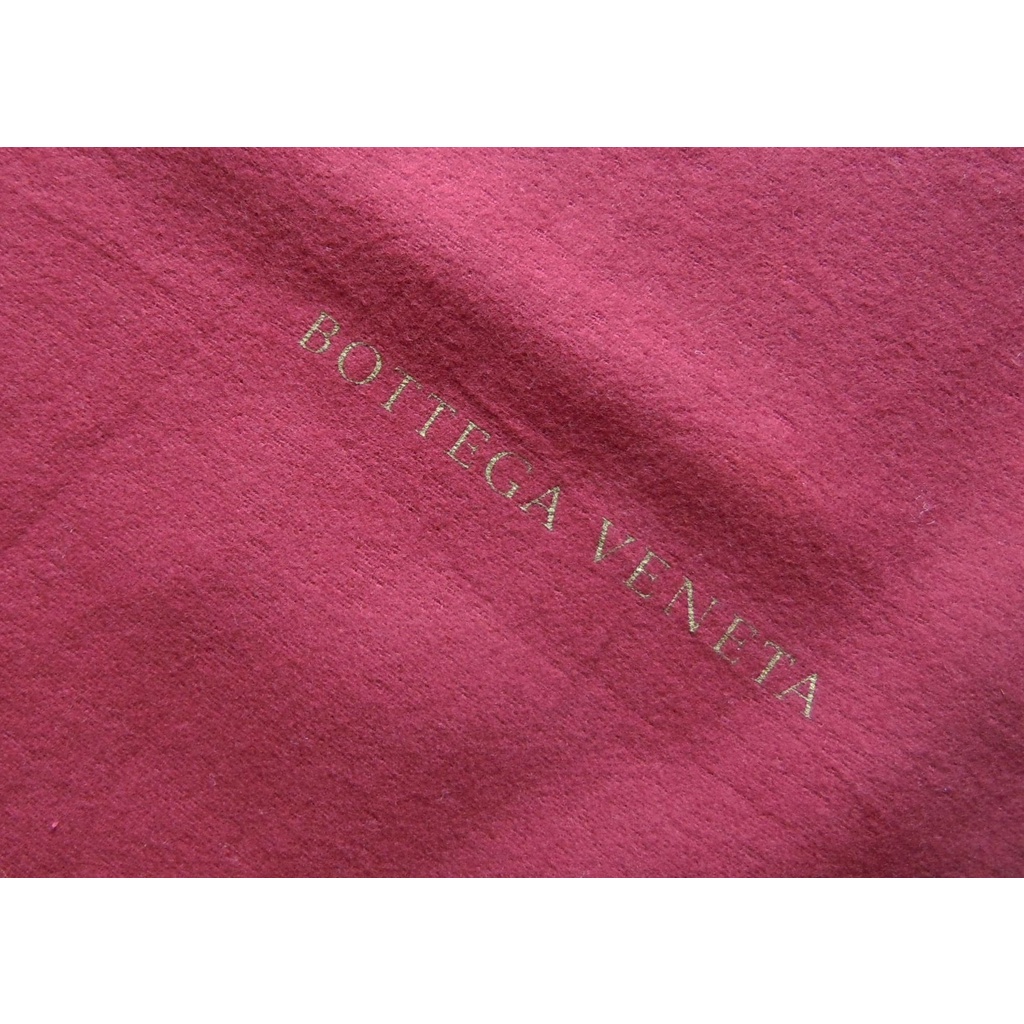 กระเป๋าถุงผ้า BOTTEGA VENETA burgundy red