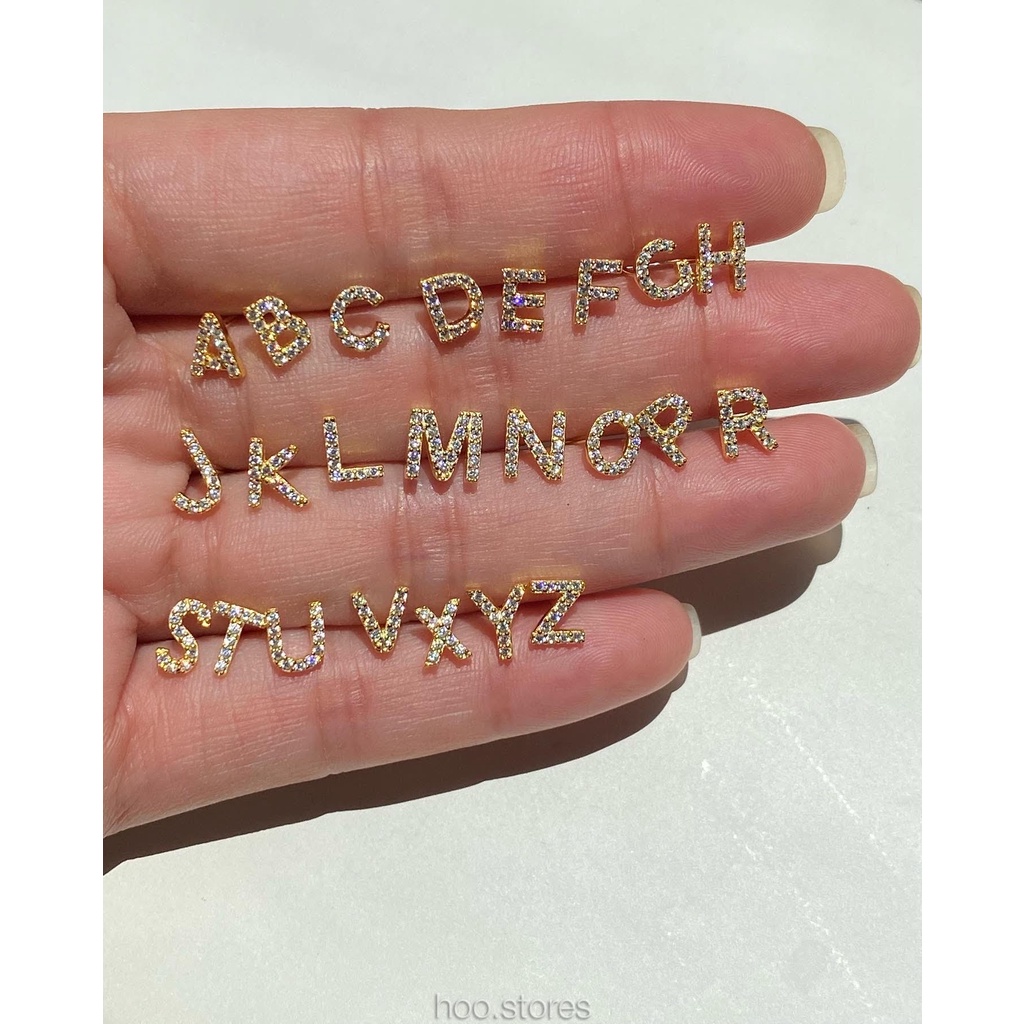 (Silver 925) hoo.stores Capital Alphabet Studs ต่างหูตัวอักษรเงินแท้ s925 ต่างหูตัวอักษรA-Zเงินแท้