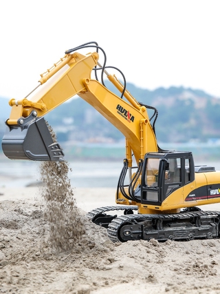 แบ็คโฮ ของเล่นเด็ก Huina engineering vehicle large remote control excavator electric crawler excavator alloy children