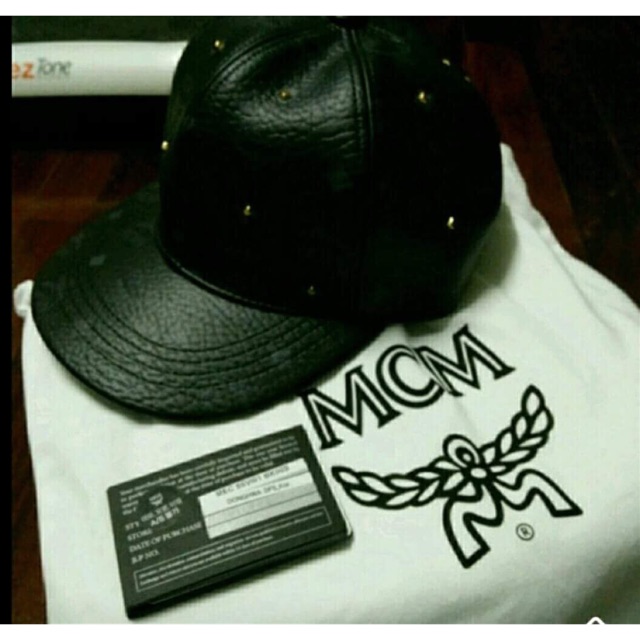 หมวก MCM ของแท้ สีดำ