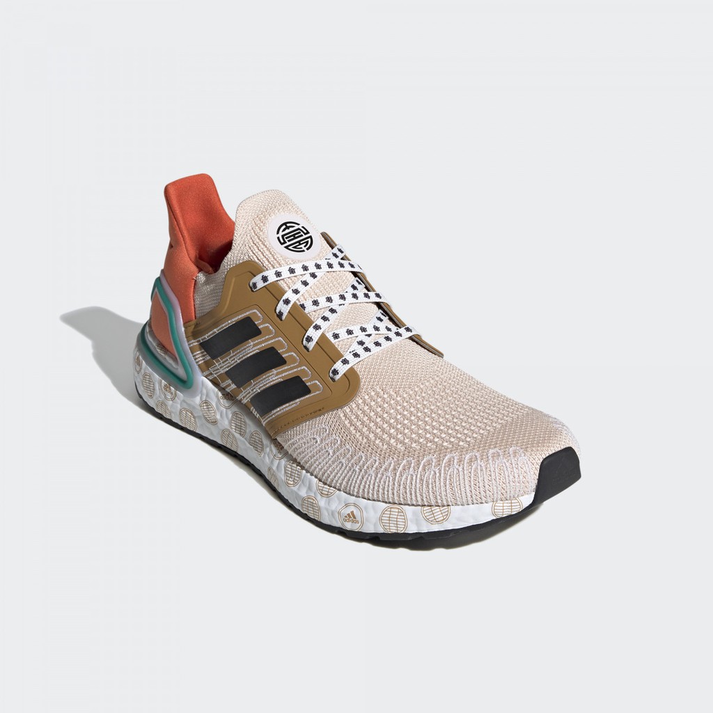 รองเท้าผ้าใบ Adidas Ultraboost 20 สีเบจขาว