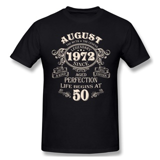 เสื้อยืดแขนสั้น คอกลม ผ้าฝ้าย ขนาดใหญ่ พิมพ์ลาย Born In August 1972 50 Years Legends Birthday สําหรับผู้ชาย