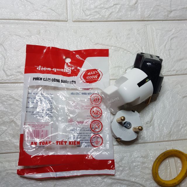 ปลั๊ก CRANE ที่รับน้ําหนัก Dien Quang 4500W สําหรับอุปกรณ์กําลังสูง